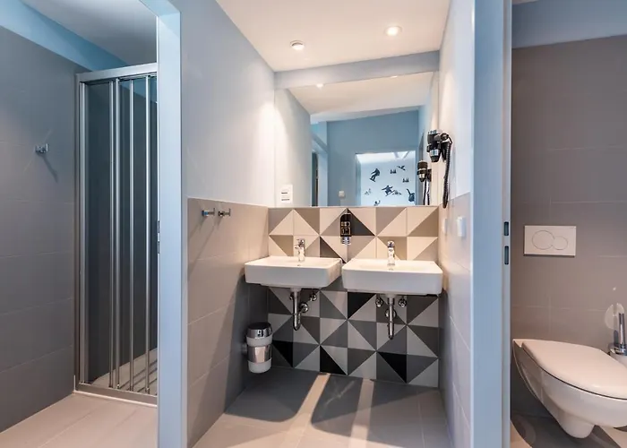 Meininger Zentrum 酒店 因斯布鲁克