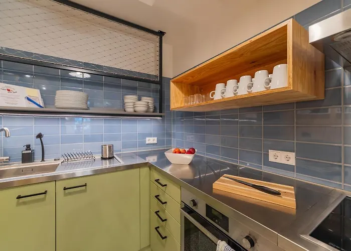 Hotel Meininger Zentrum 3*